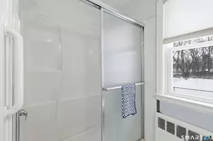 49 Tyler St, Bloomfield, CT 06002 - Photo 16