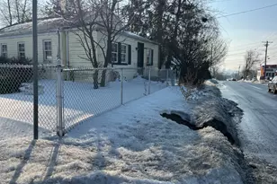 940 Reservoir Ave, Bridgeport, CT 06606 - Photo 4