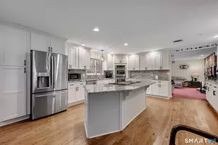 10 Canterbury Way, North Haven, CT 06473 - Photo 12