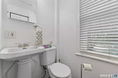 31 Bridge Street, Montville, CT 06353 - Photo 8