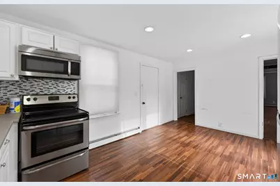 31 Bridge Street, Montville, CT 06353 - Photo 6