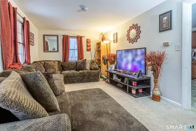 240 West Center Street, Manchester, CT 06040 - Photo 8