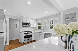 19 Emery Dr, Stamford, CT 06902 - Photo 4