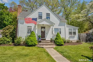 1 Middle St, Waterford, CT 06385 - Photo 2