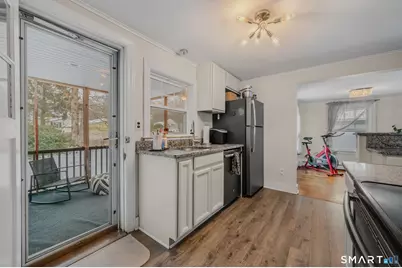 1 Middle Street, Waterford, CT 06385 - Photo 20