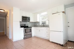 24 Coburn Cir, Newington, CT 06111 - Photo 6