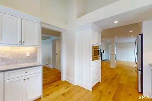 1489 Main St, Glastonbury, CT 06033 - Photo 10