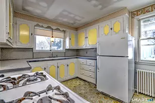 84 Hodge Ave, Ansonia, CT 06401 - Photo 22