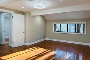 2 Highland Square, Avon, CT 06001 - Photo 22