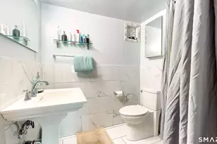 25 Cartright St, Bridgeport, CT 06604 - Photo 18