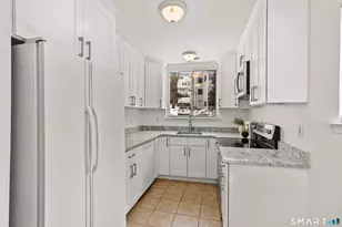 119 Rowayton Woods Dr, Norwalk, CT 06854 - Photo 10