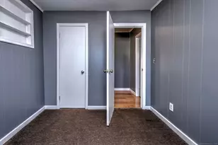 36 Holmes Ave, New Britain, CT 06053 - Photo 16