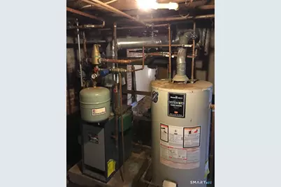 57 Asnuntuck Street, Enfield, CT 06082 - Photo 28