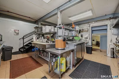 200 Bank Street, New London, CT 06320 - Photo 18