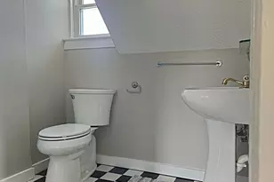 21 Sigourney St, Bristol, CT 06010 - Photo 10