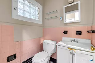 1963 Park St, Hartford, CT 06106 - Photo 12