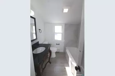 395 Ellis Street, New Britain, CT 06051 - Photo 8