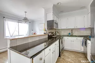 154 Cold Spring Rd, Stamford, CT 06905 - Photo 22