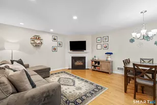 680 Hope St, Stamford, CT 06907 - Photo 2