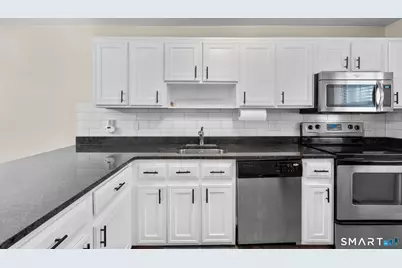 680 Hope Street #12, Stamford, CT 06907 - Photo 6