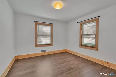 13 Benjamin Street, Bristol, CT 06010 - Photo 16