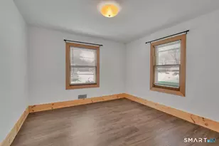 13 Benjamin St, Bristol, CT 06010 - Photo 16