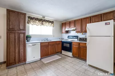 461 Spring Street #APT 3B, Naugatuck, CT 06770 - Photo 8