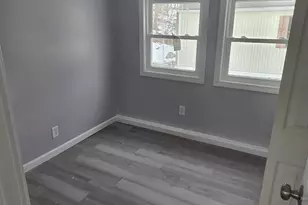 44 Norwich Ave, Norwich, CT 06360 - Photo 4