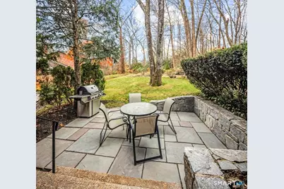 377 Main Street #APT 17, New Canaan, CT 06840 - Photo 16