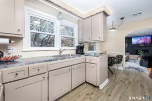 160 Fair St, Bristol, CT 06010 - Photo 8