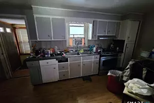 611 Main St, East Haven, CT 06512 - Photo 6