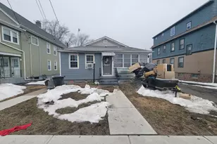 611 Main St, East Haven, CT 06512 - Photo 1