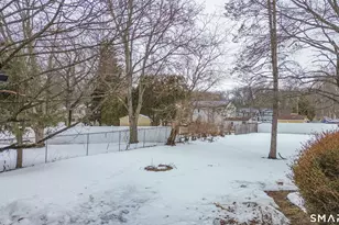 97 University Ave, East Hartford, CT 06108 - Photo 10