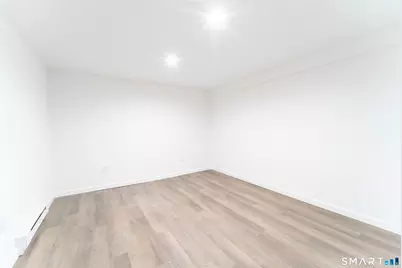 97 University Avenue, East Hartford, CT 06108 - Photo 18