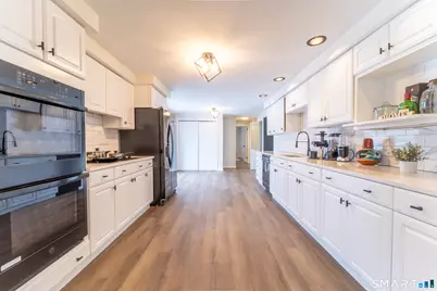 97 University Avenue, East Hartford, CT 06108 - Photo 12