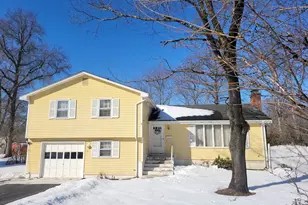 75 Bates Dr, East Hartford, CT 06108 - Photo 6