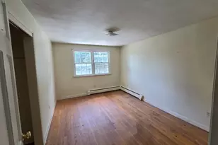 75 Bates Dr, East Hartford, CT 06108 - Photo 10