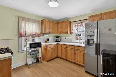 35 Marcel Street, Bridgeport, CT 06606 - Photo 10