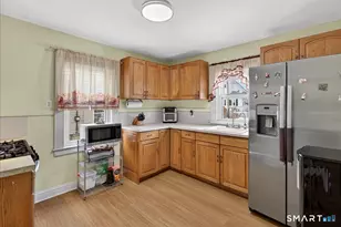 35 Marcel St, Bridgeport, CT 06606 - Photo 10