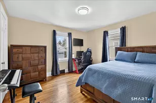 35 Marcel St, Bridgeport, CT 06606 - Photo 8