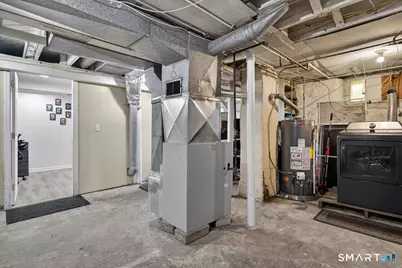 35 Marcel Street, Bridgeport, CT 06606 - Photo 32