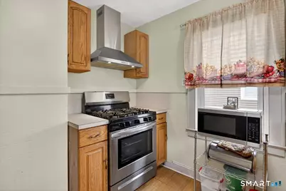 35 Marcel Street, Bridgeport, CT 06606 - Photo 14