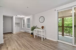 34 Pleasant St, Plainfield, CT 06374 - Photo 6