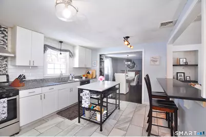 39 Huckleberry Lane, Manchester, CT 06040 - Photo 10