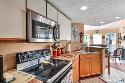 44 Carriage Crossing Lane #44, Middletown, CT 06457 - Photo 14