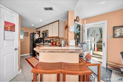 44 Carriage Crossing Lane #44, Middletown, CT 06457 - Photo 16