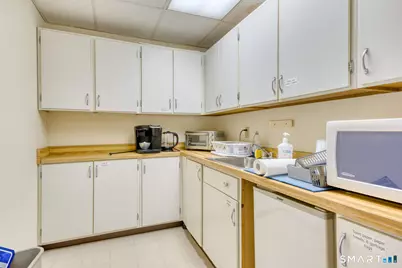 186 East Center Street, Manchester, CT 06040 - Photo 14
