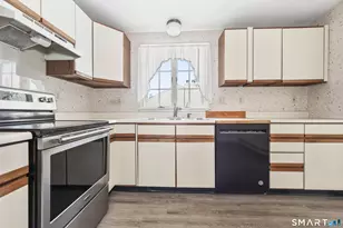 3 W Birch Dr, Waterbury, CT 06708 - Photo 18