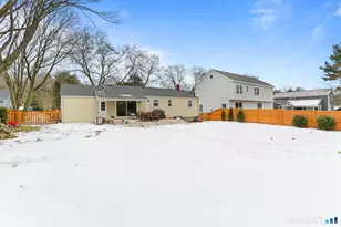 1353 Mill Plain Rd, Fairfield, CT 06824 - Photo 30