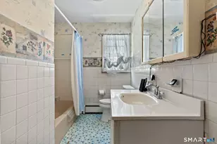 97 Greenbrier Rd, Trumbull, CT 06611 - Photo 18